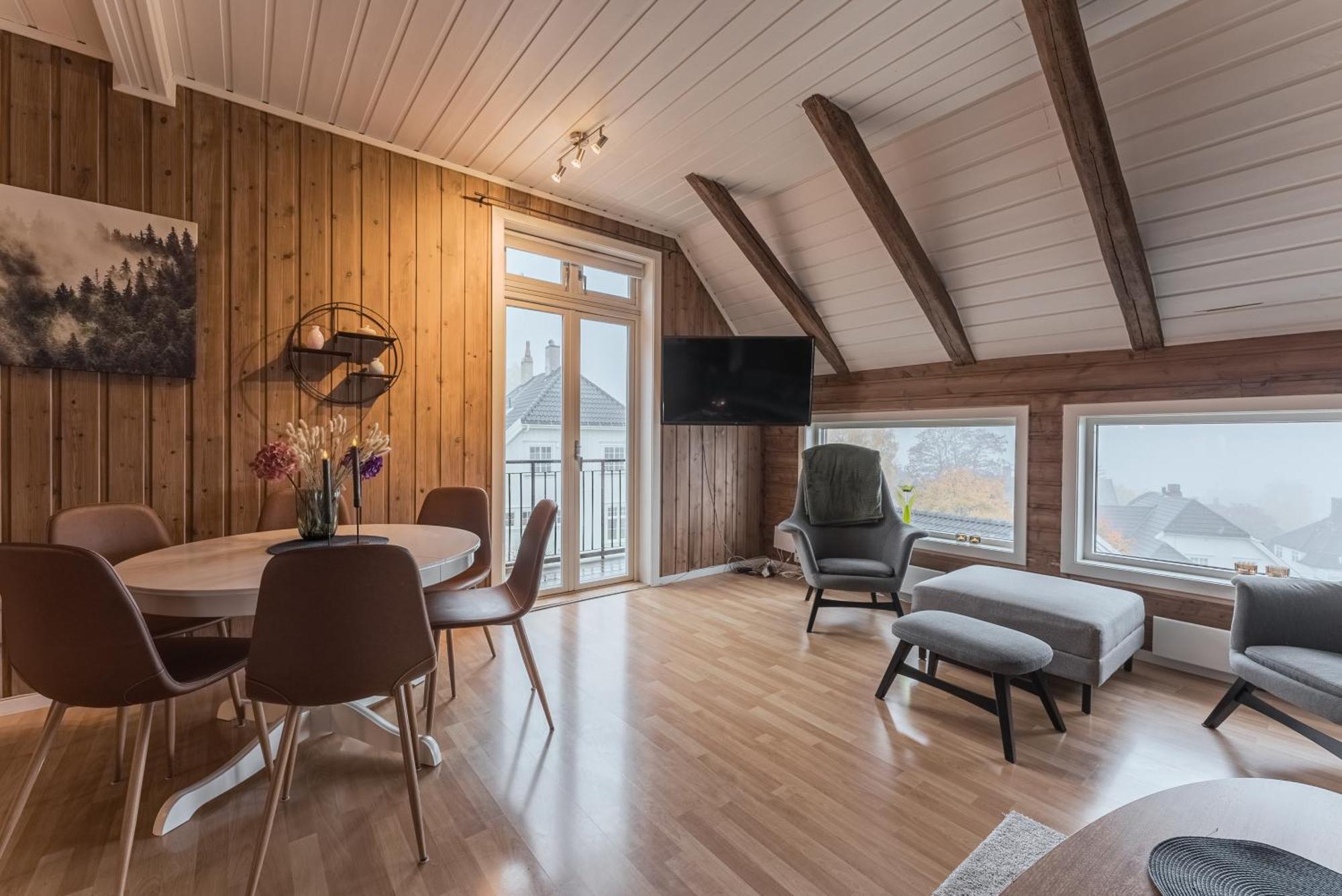 Toppleilighet I Sentrum Av Lillehammer Exterior foto